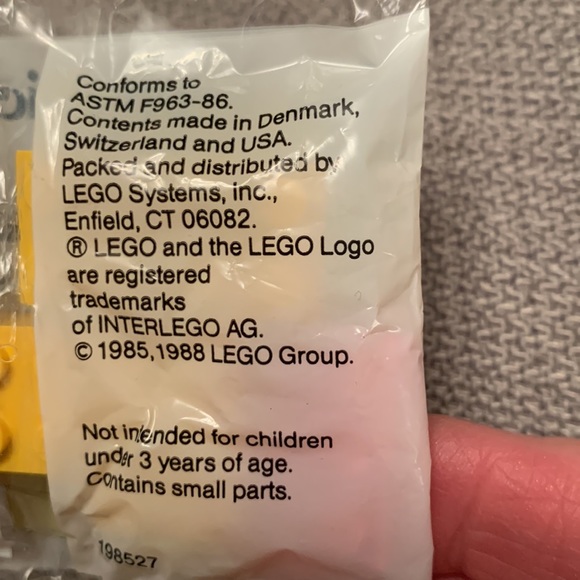 EASTER New Never Opened LEGO #1551 Chicks Building Blocks in Original Packaging - Picture 3 of 6